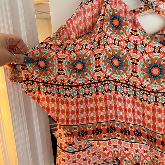 Torrid tank top size 0 - Picture 2 of 3